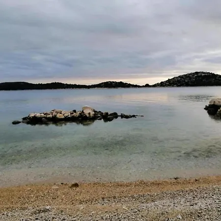 In Tribunj Near Bristak דירה Tribalj